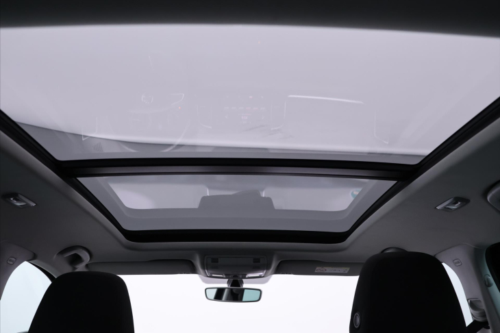 Škoda Karoq 1,0 TSI Style DPH LED Panorama