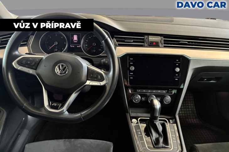 Volkswagen Passat 2,0 TDI 140 kW R-line CZ DPH
