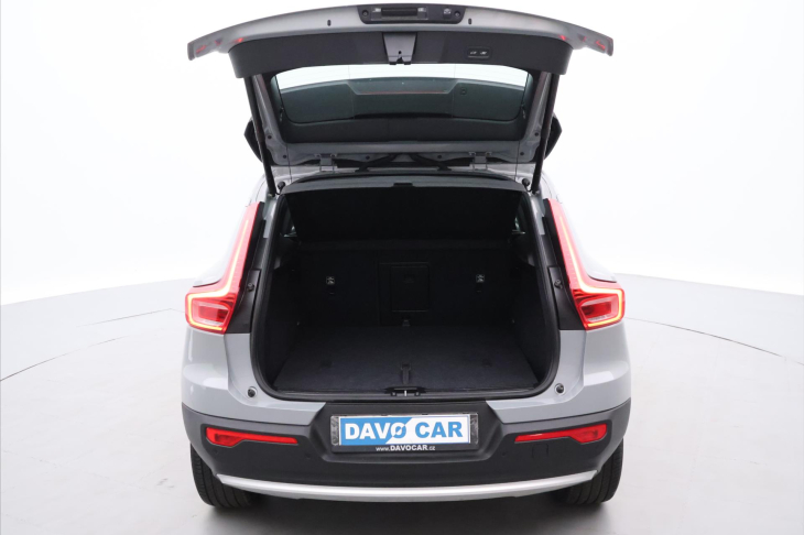 Volvo XC40 2.0 B3 120kW Core DCT CZ DPH