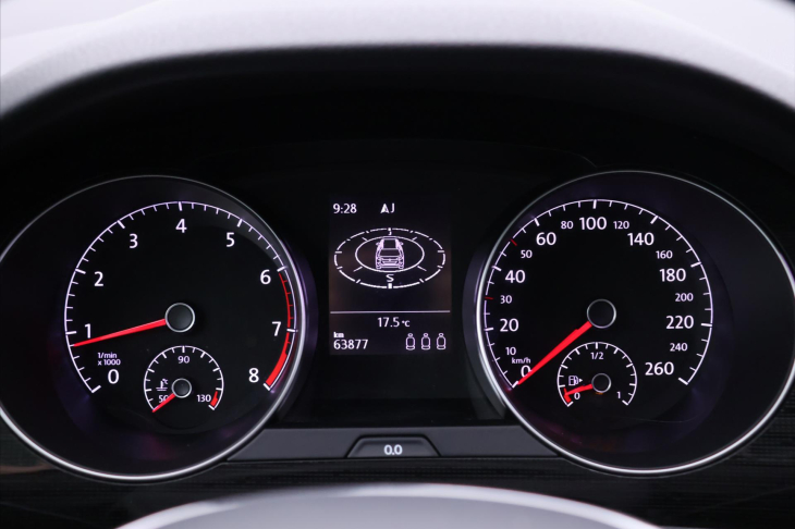 Volkswagen Golf Sportsvan 1,5 TSI 96kW LED Navi Panorama