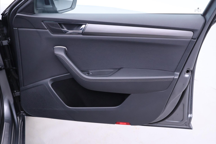 Škoda Superb 2,0 TDI 147kW 4x4 Style DPH