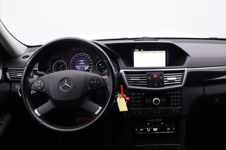 Mercedes-Benz Třídy E 3,0 350CDI 170kW CZ Avantgarde