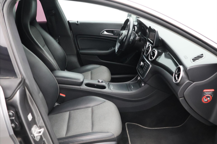 Mercedes-Benz CLA 2,1 CDI 125kW Aut. Xenon Kůže