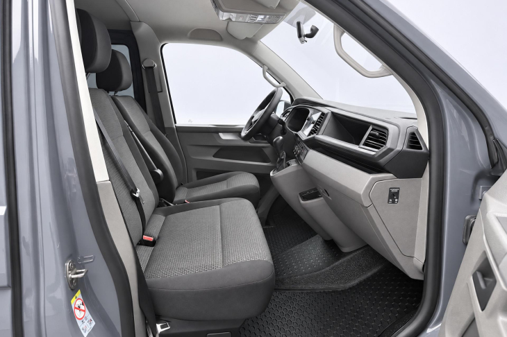 Volkswagen Transporter 2,0 TDI 110 kW DSG 6-Míst DPH
