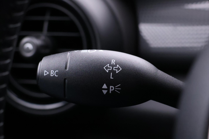 Mini Cooper 1,5 100kW Aut. Navi