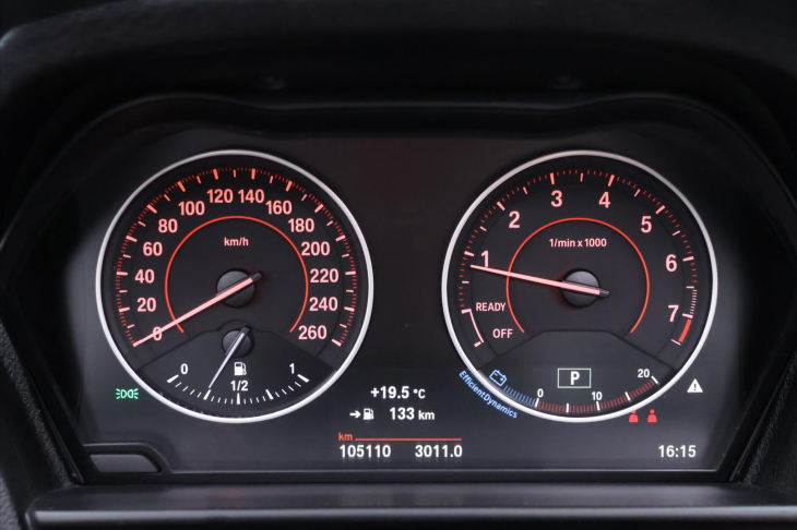 BMW Řada 2 2,0 220i 135kW Aut. Sport Line
