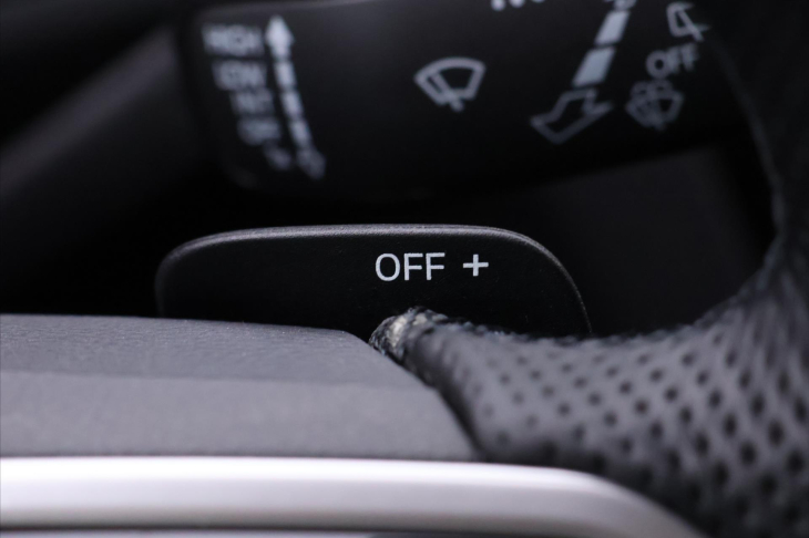 Volkswagen Arteon Shooting Brake 2,0 TDI DSG 4M R-Line LED DPH