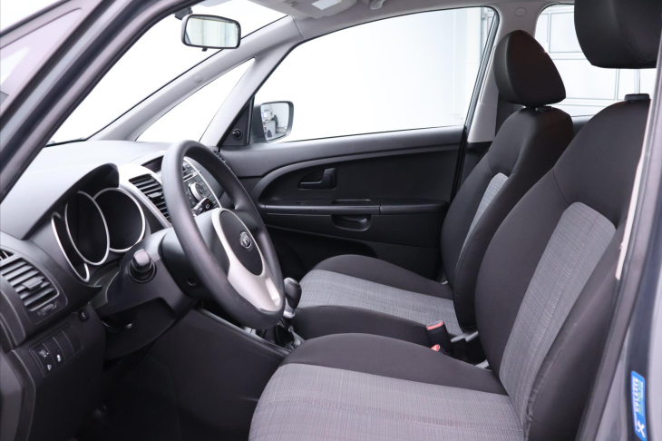 Kia Venga 1,4 CVVT 66kW CZ Klimatizace