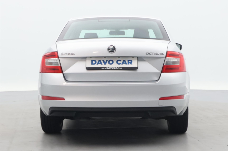 Škoda Octavia 1,6 TDI 77 kW Elegance Aut.klima