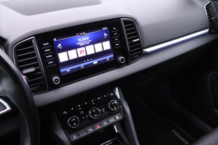 Škoda Karoq 1,6 TDI 85kW DSG Ambition CZ DPH