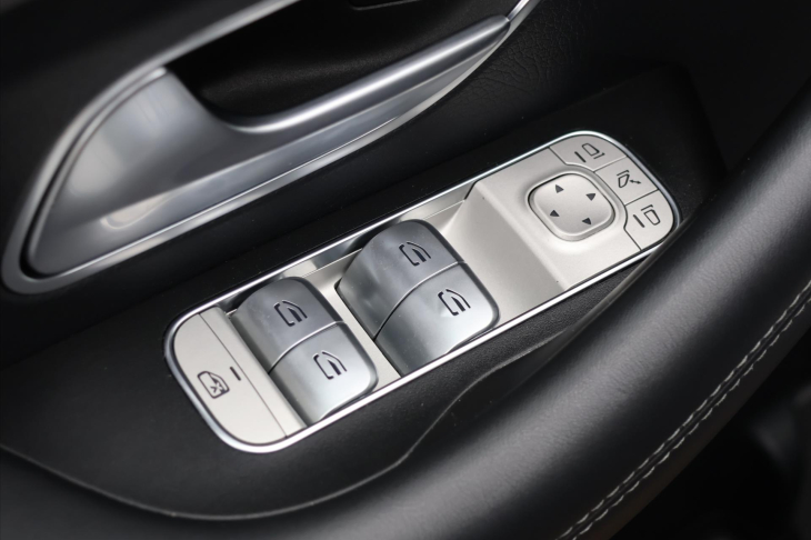 Mercedes-Benz GLE 3,0 450 270kW 4MATIC CZ DPH AMG