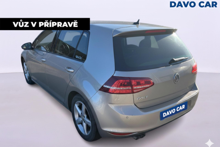 Volkswagen Golf 2,0 TDI 110kW Highline DSG CZ