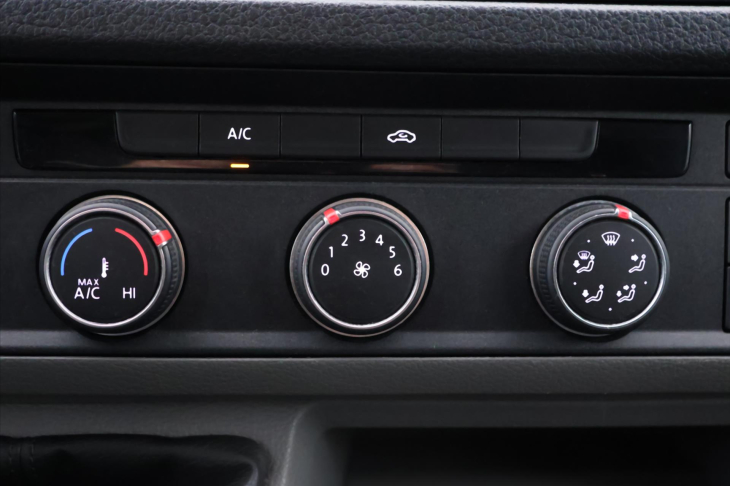 Volkswagen Crafter 2,0 TDI L2H2 Klima 1.Maj DPH