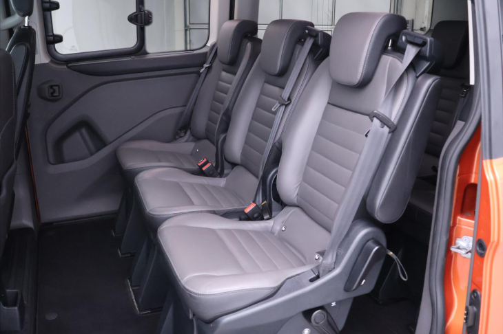 Ford Tourneo Custom 2,0 EcoBlue 125kW Titanium CZ DPH