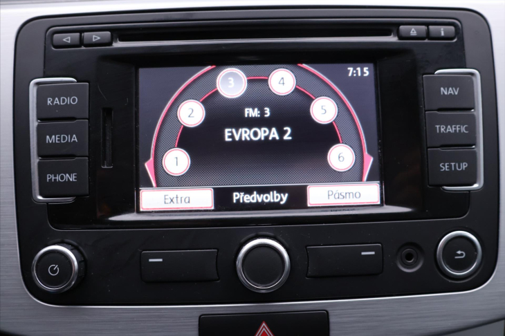 Volkswagen Passat 2,0 TDI 130kW DSG CZ R-Line