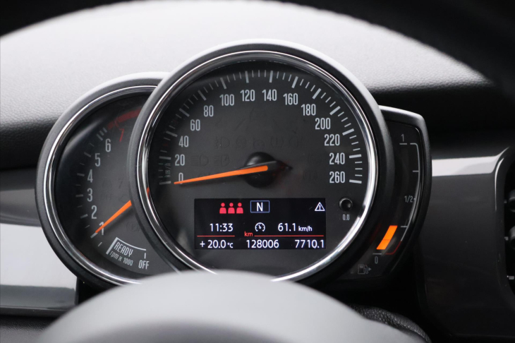 Mini Cooper 1,5 100kW CZ DPH Klima,Tempo