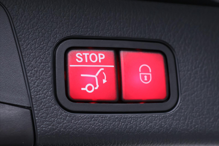 Mercedes-Benz GLB 2,0 200d 4MATIC AMG Premium