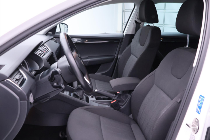 Škoda Octavia 2,0 TDI 110kW Style Webasto CZ