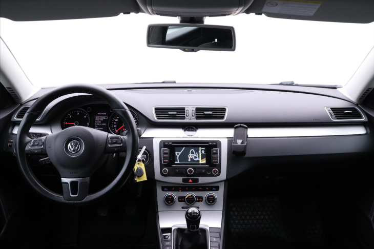 Volkswagen Passat 2,0 TDI 103kW Navi Serv.Kniha