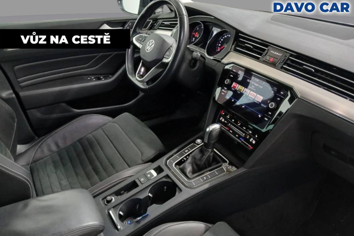 Volkswagen Passat 2,0 TDI DSG Elegance Matrix DPH