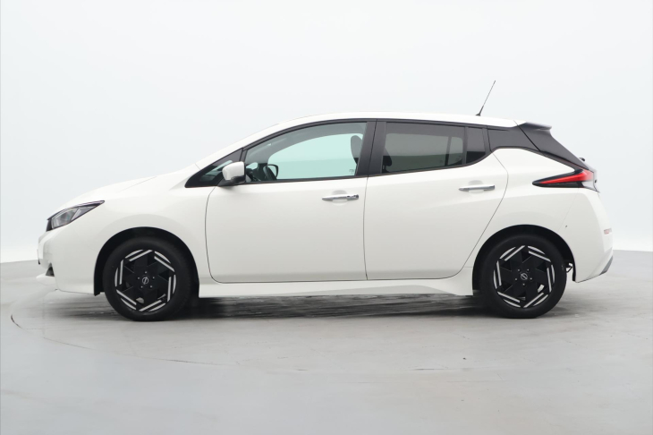 Nissan Leaf 110kW ACENTA 40kWh CZ
