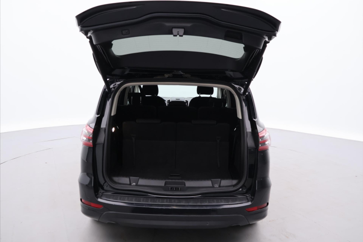 Ford S-MAX 2,0 TDCi Aut. Titanium 7-Míst