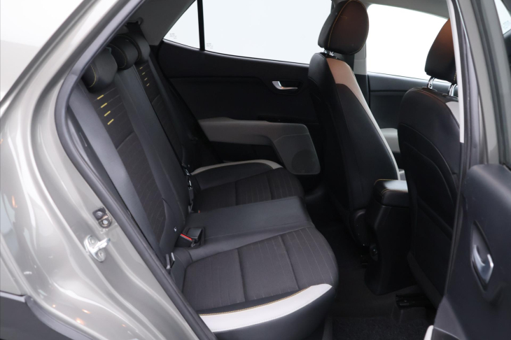 Kia Stonic 1,3 CVVT 62kW Spirit 1.Maj Tažné