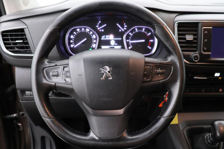 Peugeot Traveller 2,0 BlueHDi 110kW Aut.klima CZ