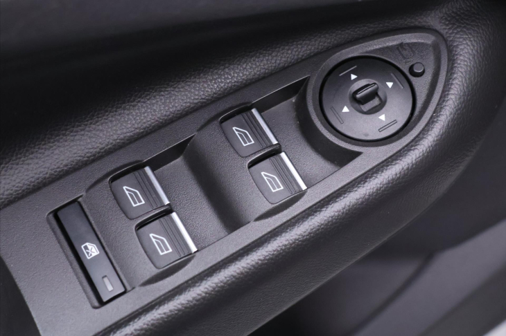 Ford Kuga 1,5 EB 110kW Titanium Navi