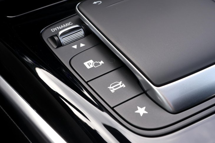 Mercedes-Benz Třídy A 2,0 45 S AMG 4Matic+ 310kW DPH