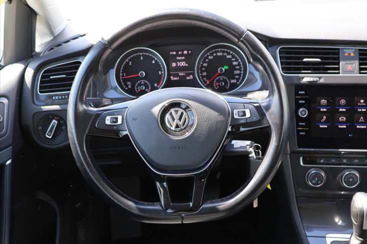 Volkswagen Golf 2,0 TDI 110kW DSG 1.Maj. DPH