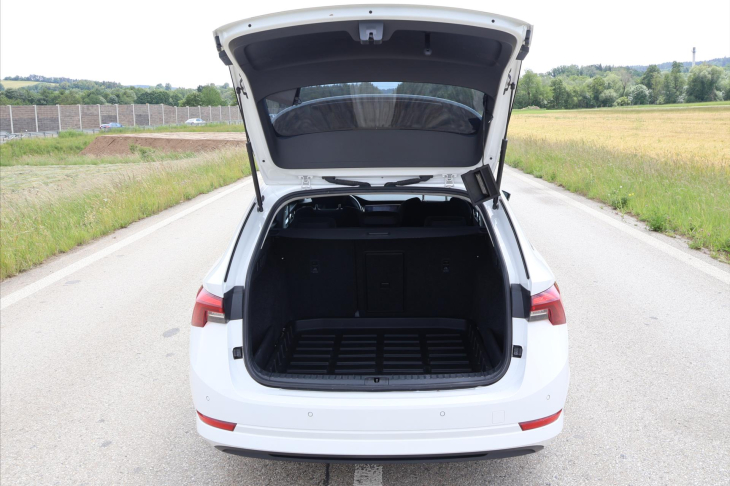 Škoda Octavia 2,0 TDI 85kW Ambition CZ