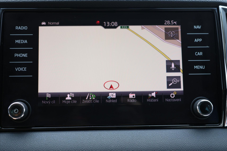 Škoda Karoq 2,0 TDI 110kW DSG CZ Style+