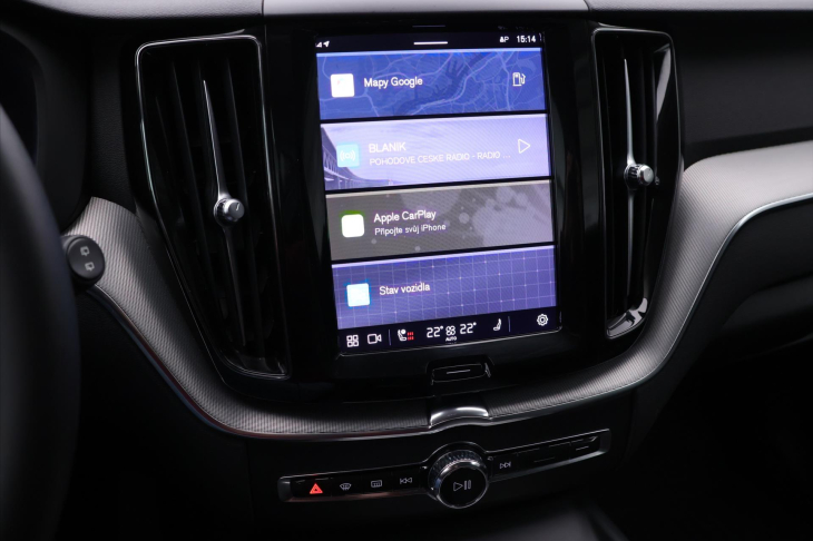 Volvo XC60 2,0 B5 173kW AWD Plus Dark CZ