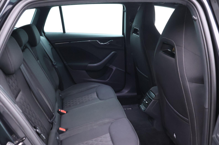 Škoda Scala 1,6 TDI DSG Style+ virtual LED