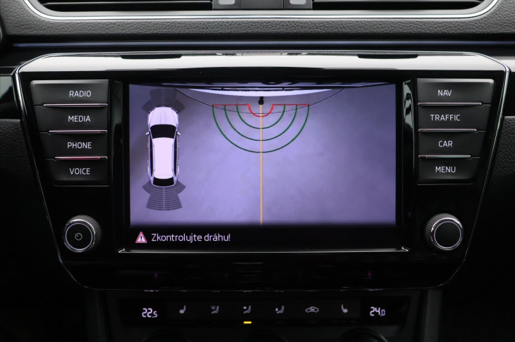 Škoda Superb 2,0 TDI 140kW DSG L&K Xenon