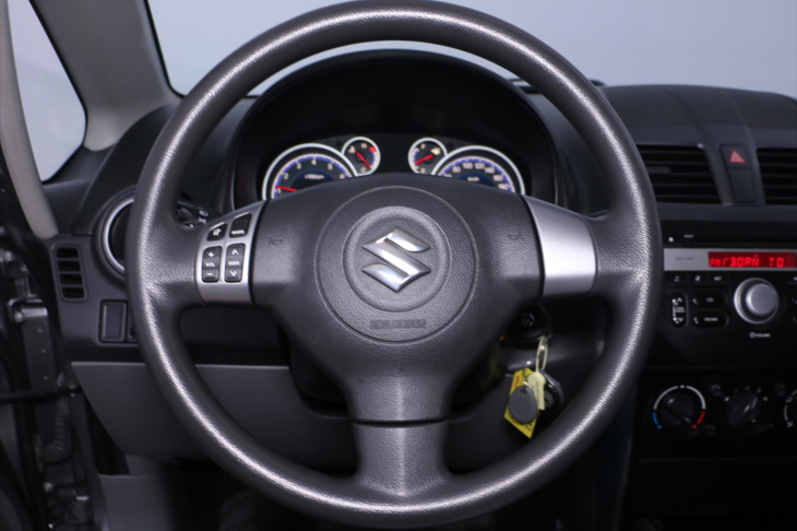 Suzuki SX4 1,5 VVT 82kW Klima