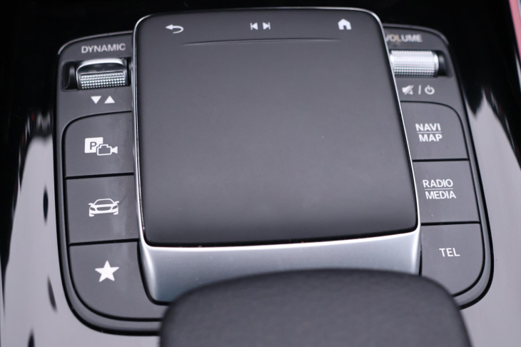 Mercedes-Benz GLA 2,0 220d 140kW 4Matic CZ LED