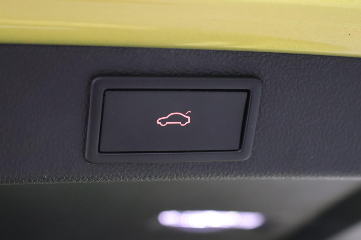 Škoda Superb 2,0 TDI 147kW DSG Sportline DPH