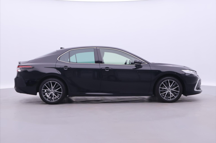 Toyota Camry 2,5 HEV Aut. CZ Executive DPH