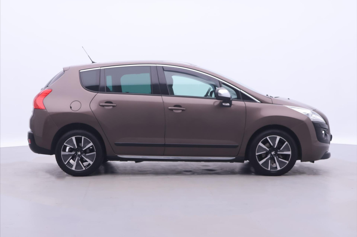Peugeot 3008 2,0 HDI 120kW Aut. Allure Navi