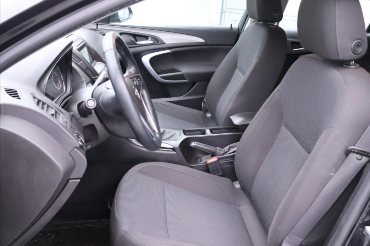 Opel Insignia 1,6 CDTi 100kW Klima CZ