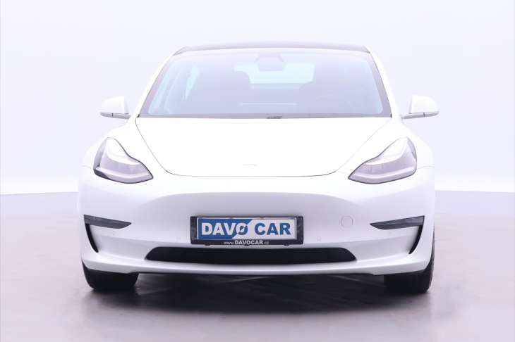 Tesla Model 3 Long Range AWD tažné DPH