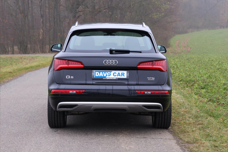 Audi Q5 2,0 TFSI Quattro S-tronic CZ