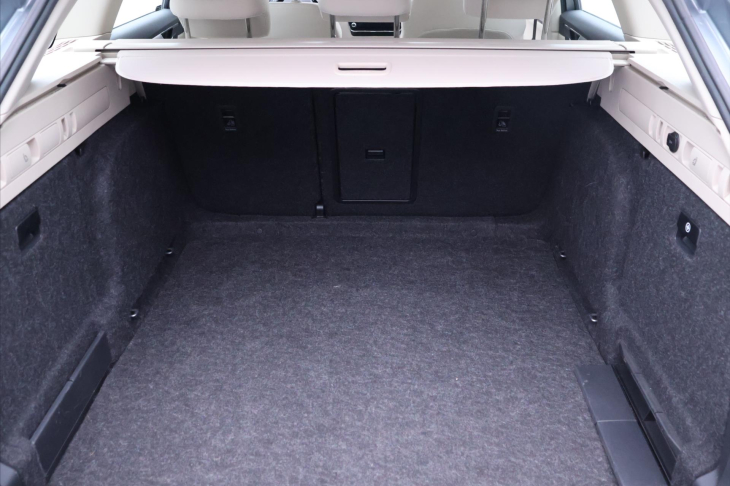 Škoda Superb 2,0 TDI DSG 4x4 CZ Style DPH