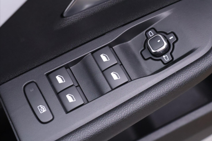 Opel Astra 1,2 Turbo 81kW Edition CZ