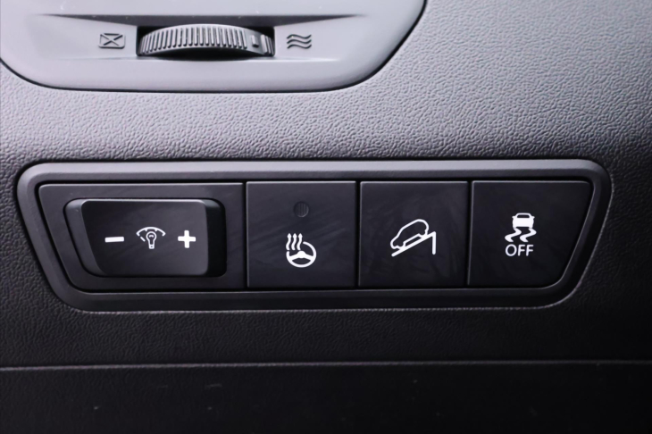 Hyundai ix35 2,0 CRDI 100kW Trikolor 4x4 CZ