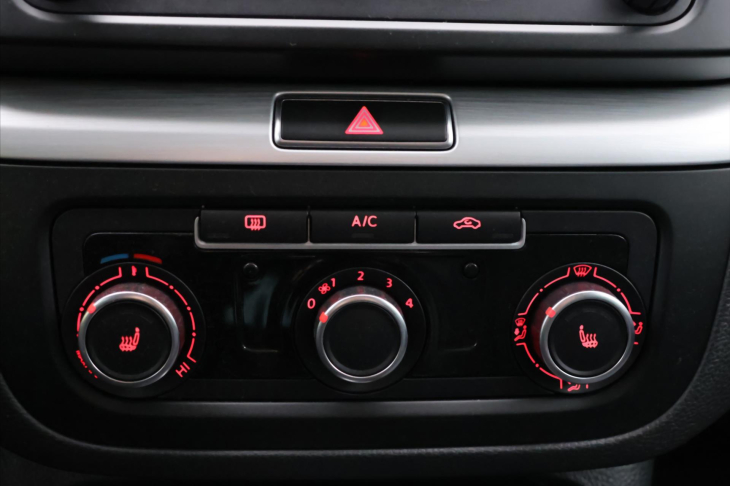 Volkswagen Sharan 2,0 TDI 130kW DSG Highline Xenon