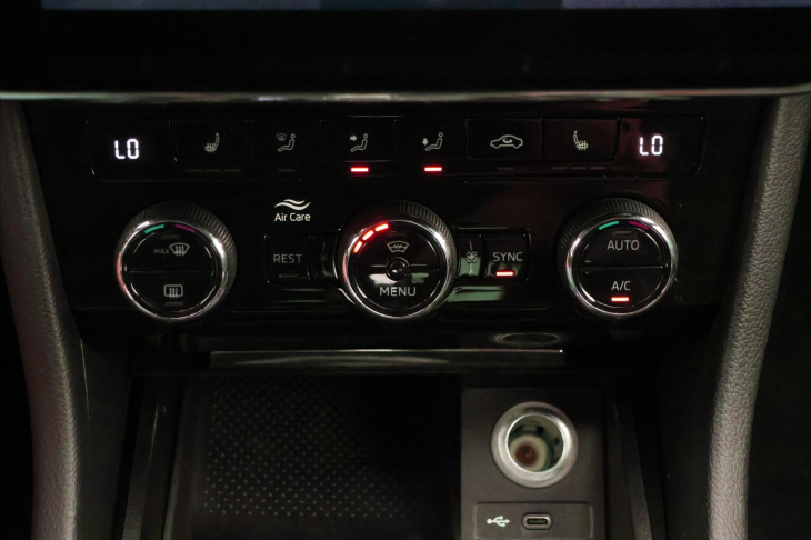 Škoda Superb 2.0 TDI 147kW DSG CZ Sportline