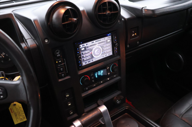 Hummer H2 6,0 i 237kW Automat 4x4 Kůže